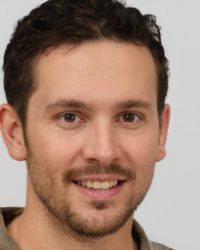 Dan Fullstack Engineer +8Y Node React MongoDB AWS  MySql  Telwind  Scrum